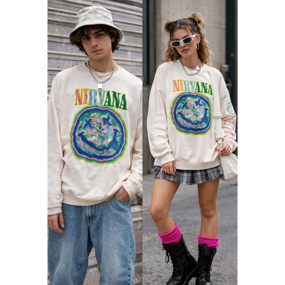 Nirvana Smiley Face Graphic Sweatshirt Unisex Large, White